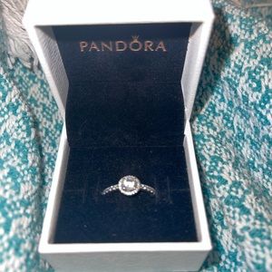 Pandora Ring
